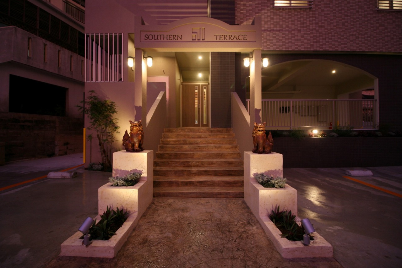 沖縄を拠点に空間デザインを提案するデザイン設計事務所(株)コンセプションの 共同住宅デザイン設計 案件竣工写真公開のお知らせです。