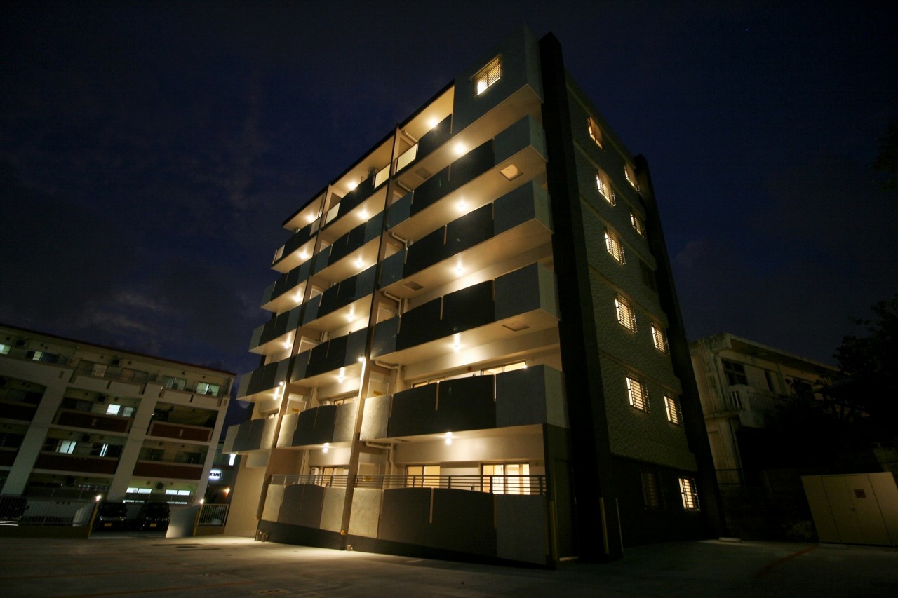 沖縄を拠点に空間デザインを提案するデザイン設計事務所(株)コンセプションの 共同住宅デザイン設計 案件竣工写真公開のお知らせです。