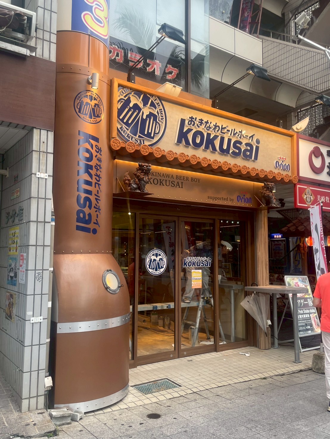 本日プレオープンのコンセプションがデザインしたおきなわビールボーイの入口写真です。